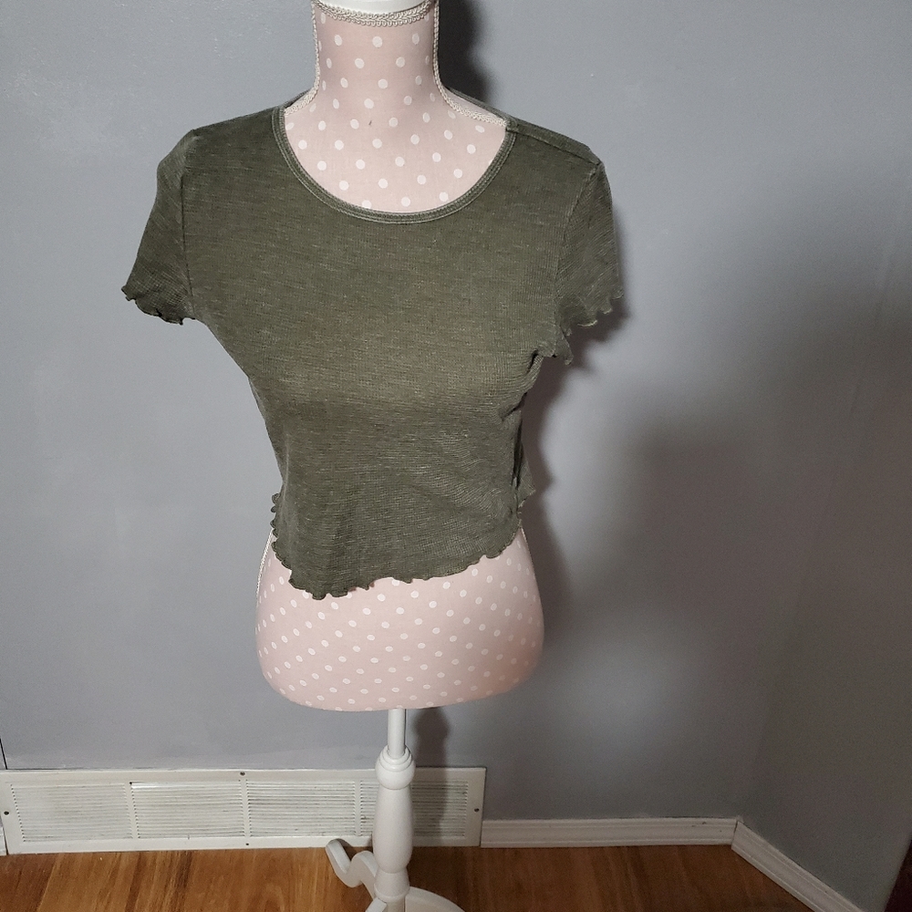 ✅️5/$25 Sale American eagle crop